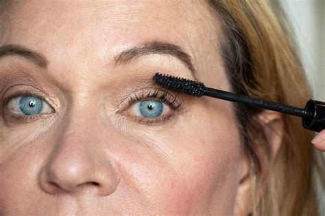 Bring the magic to your makeup routine with Shadow Spell Mascara